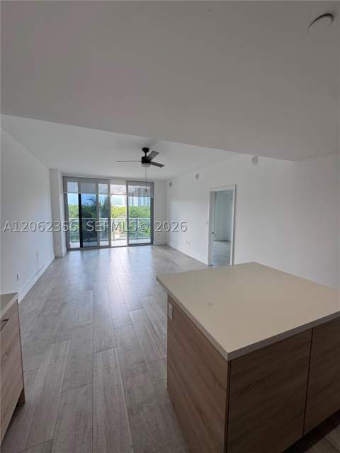 16385 Biscayne Blvd 305, North Miami Beach FL - photo 21 of 43