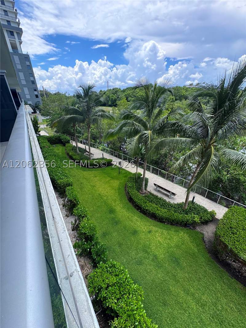 2 bedroom Condominium at 16385 Biscayne Blvd 305, The Harbour North Condo, North Miami Beach — photo 3