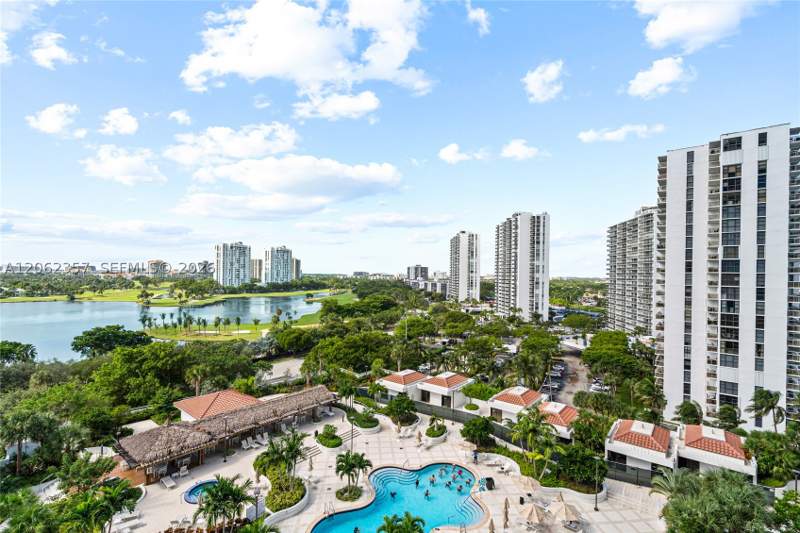 2 bedroom Condominium at 20281 E Country Club Dr 909, Hamptons West Condo, Aventura — photo 5