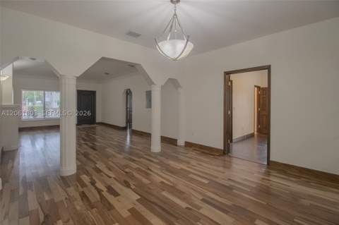 3722 Royal Palm Ave, Miami Beach FL - photo 17 of 61