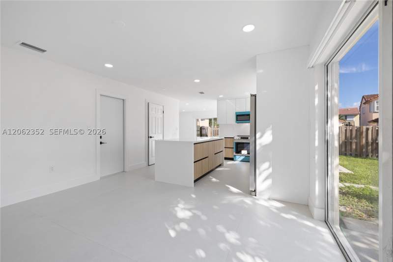 4 bedroom SingleFamilyResidence at 10953 SW 151st Pl, Vizcaya At The Hammocks 1, Miami — photo 5