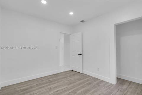 1265 NE 201st Ter, Miami FL - photo 16 of 27