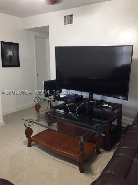 1800 NW 19th St 1, Miami FL - photo 11 of 19