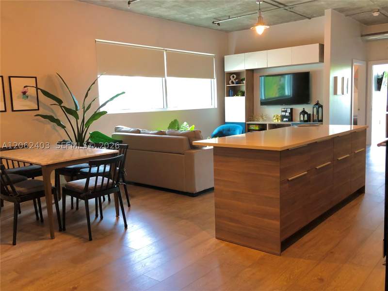 2 bedroom Condominium at 1700 Meridian Ave 303, The Montclair Condo, Miami Beach — photo 4