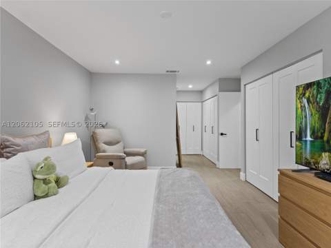 9853 Costa Del Sol Blvd 103-F, Doral FL - photo 18 of 37