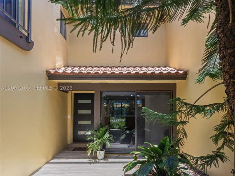 3 bedroom Townhouse at 9853 Costa Del Sol Blvd 103-F, Costa Del Sol Condo E, Doral — photo 4