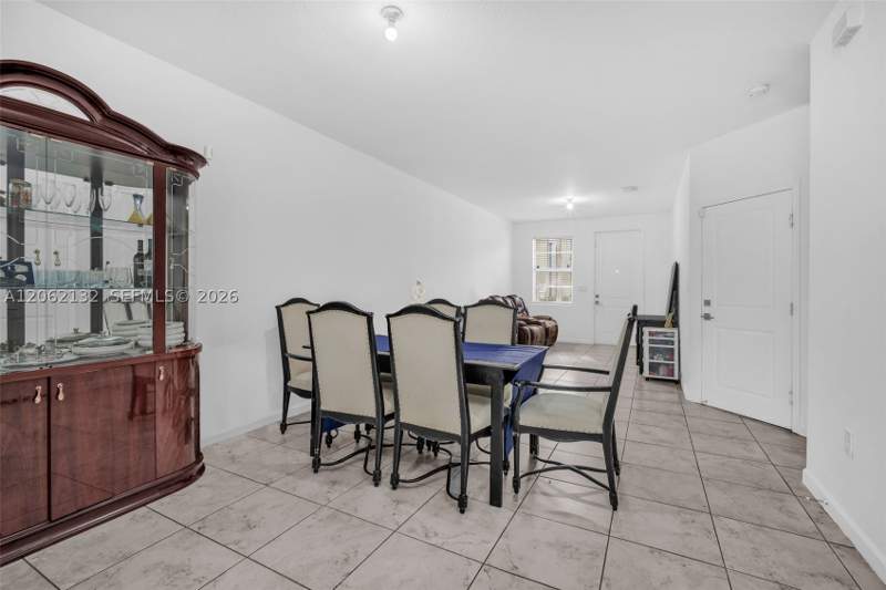 4 bedroom Townhouse at 1429 SE 26th Ave, Keys Garden, Homestead — photo 4