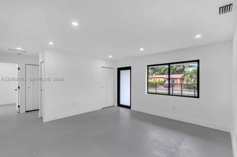 3400 NW 211th St, Miami Gardens FL - photo 7 of 41