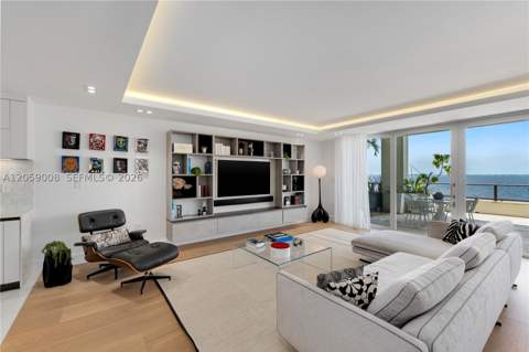 3535 Hiawatha Ave 504, Miami FL - photo 10 of 43