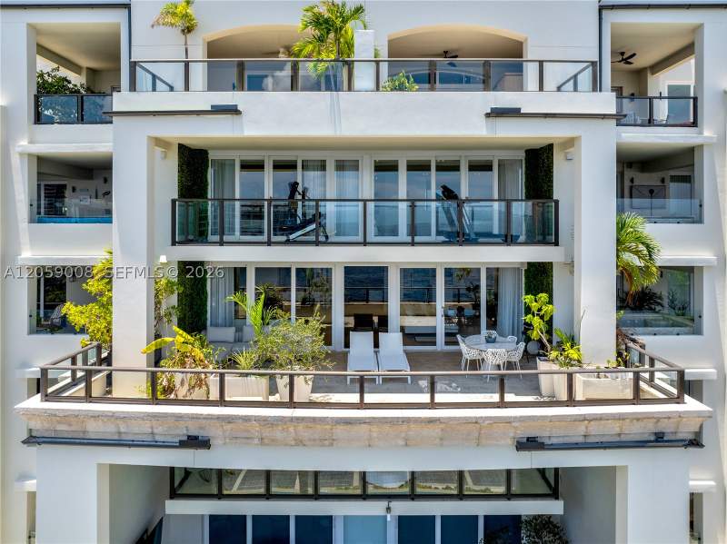 3 bedroom Condominium at 3535 Hiawatha Ave 504, Residences At Vizcaya Con, Miami — photo 5