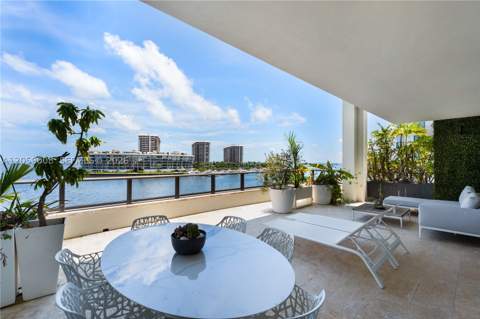 3535 Hiawatha Ave 504, Miami FL - photo 8 of 43