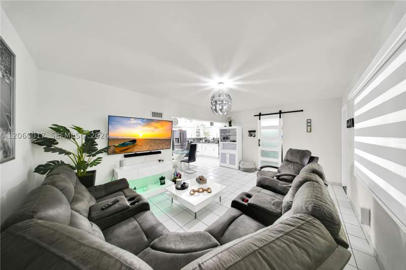 3 bedroom SingleFamilyResidence at 333 NW 60th Ave, West Flagler Pk Sec B, Miami — photo 4