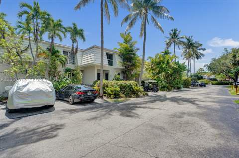 224 Sea View Dr 104, Key Biscayne FL - photo 12 of 45