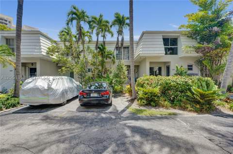 224 Sea View Dr 104, Key Biscayne FL - photo 14 of 45