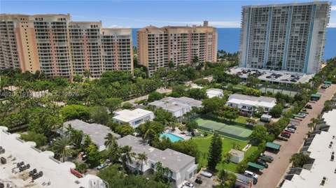 224 Sea View Dr 104, Key Biscayne FL - photo 21 of 45