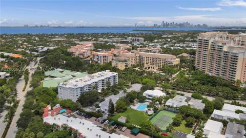 224 Sea View Dr 104, Key Biscayne FL - photo 24 of 45
