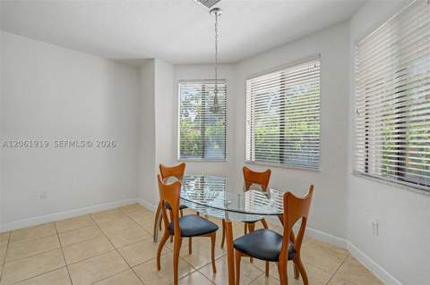 7926 SW 195th Ter, Cutler Bay FL - photo 14 of 37