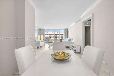 5601 Collins Ave 1515, Miami Beach FL - photo 8 of 38