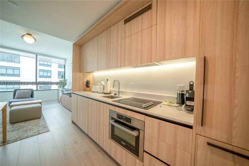 2 bedroom Condominium at 225 N Miami Ave 2912, District 225 Condo, Miami — photo 3