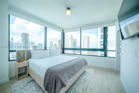 225 N Miami Ave 2912, Miami FL - photo 8 of 21
