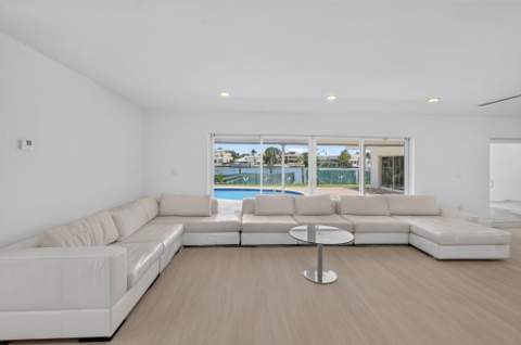 631 N Mashta Drive, Key Biscayne FL - photo 17 of 49