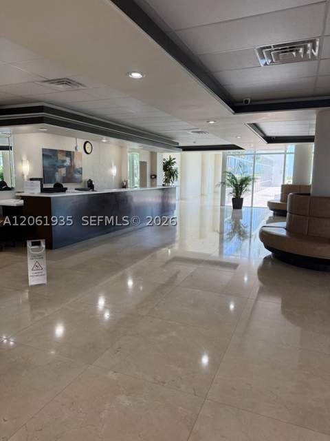 5005 Collins Ave 518, Miami Beach FL - photo 12 of 14