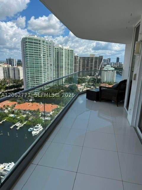 19707 Turnberry Way 24B, Aventura FL - photo 17 of 67