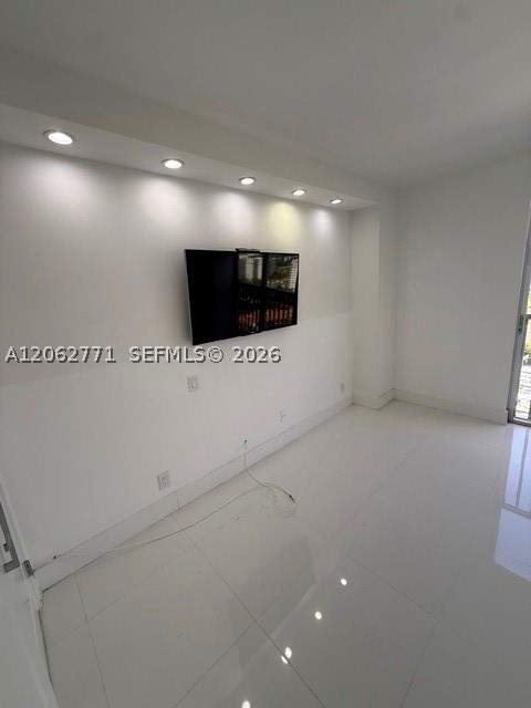 19707 Turnberry Way 24B, Aventura FL - photo 22 of 67