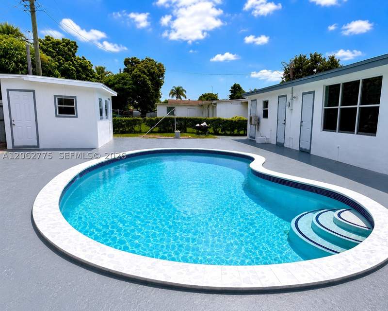 5 bedroom SingleFamilyResidence at 17800 NW 8th Ave, Berkeley Manor Sec 1, Miami Gardens — photo 4
