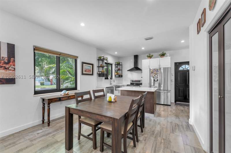 3 bedroom SingleFamilyResidence at 1575 SW 15th St, Seville, Miami — photo 3