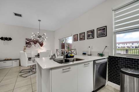 12960 NW 22nd Place, Miami FL - photo 17 of 53