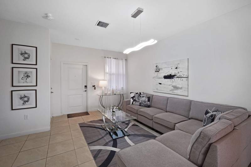 3 bedroom Townhouse at 12960 NW 22nd Place, Golf Park Sec 1, Miami — photo 5