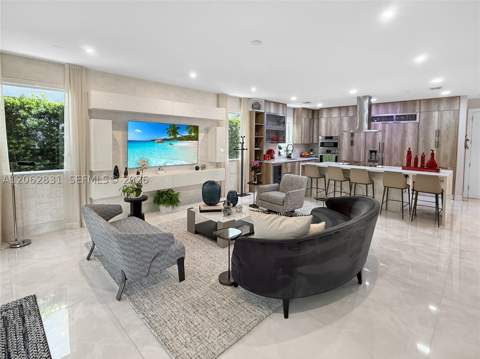 7447 NW 97th Ct, Doral FL - photo 14 of 38