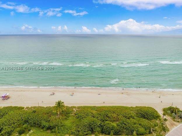 1 bedroom Condominium at 7921 Byron Ave 404, Byron Park Condo, Miami Beach — photo 5