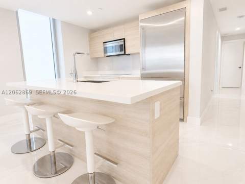 16385 Biscayne Blvd 2007, North Miami Beach FL - photo 14 of 52