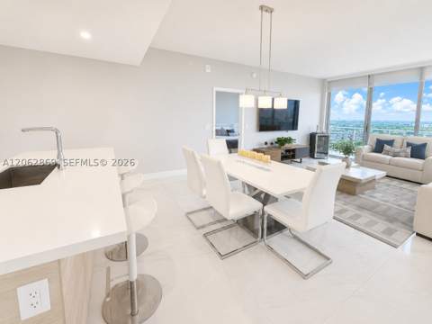 16385 Biscayne Blvd 2007, North Miami Beach FL - photo 9 of 52