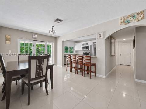 11271 SW 176th St, Miami FL - photo 13 of 34