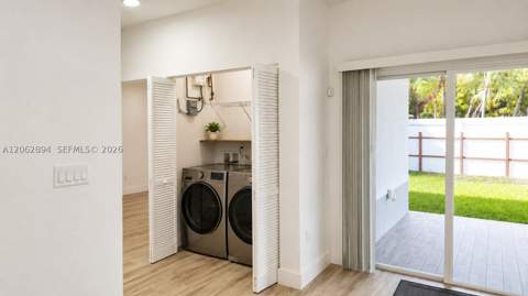22055 Miami Ave, Miami FL - photo 9 of 33