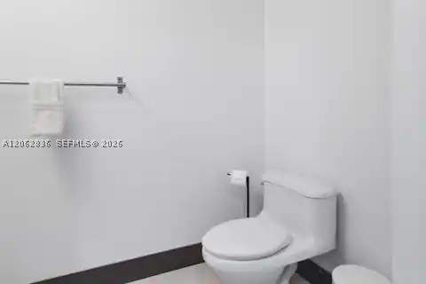 60 SW 13th St 3814, Miami FL - photo 11 of 26