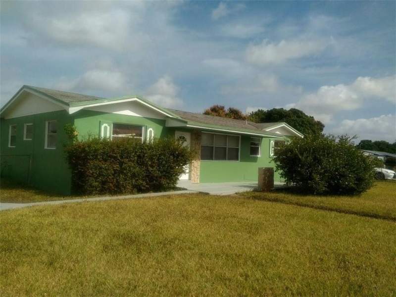 4 bedroom SingleFamilyResidence at 2951 NW 208th Terrace, Liberty Homes Estates Sec, Miami Gardens — photo 2
