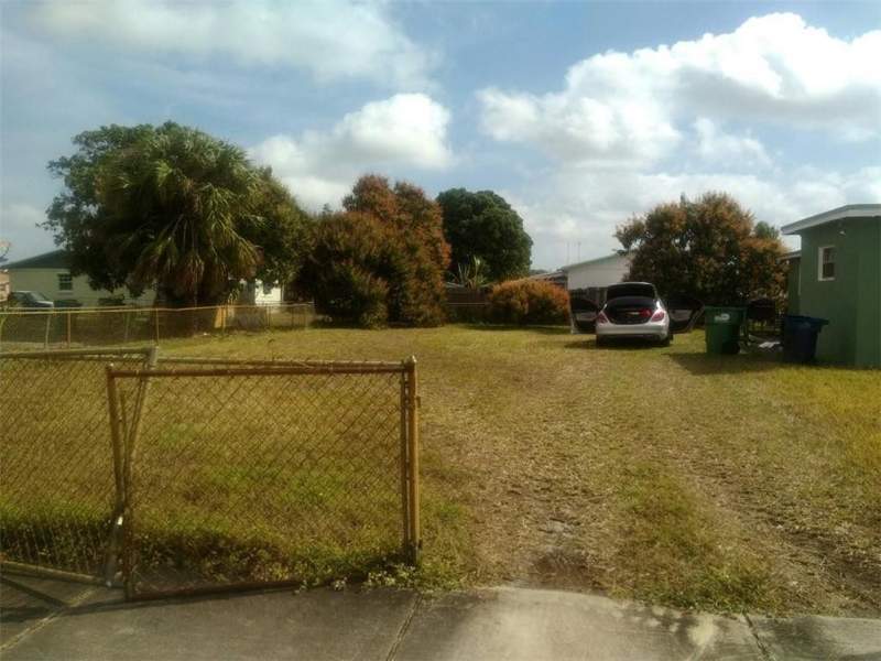 4 bedroom SingleFamilyResidence at 2951 NW 208th Terrace, Liberty Homes Estates Sec, Miami Gardens — photo 4