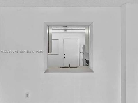 3849 NE 169th St 405, North Miami Beach FL - photo 18 of 52