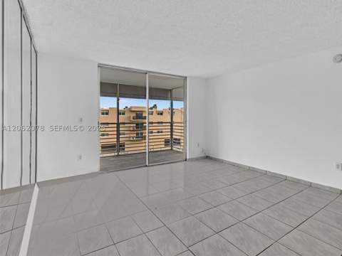 3849 NE 169th St 405, North Miami Beach FL - photo 21 of 52