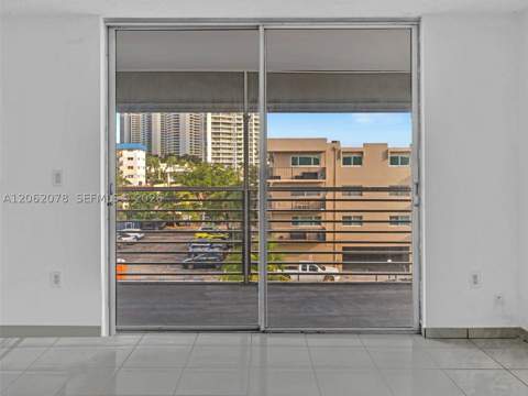 3849 NE 169th St 405, North Miami Beach FL - photo 22 of 52