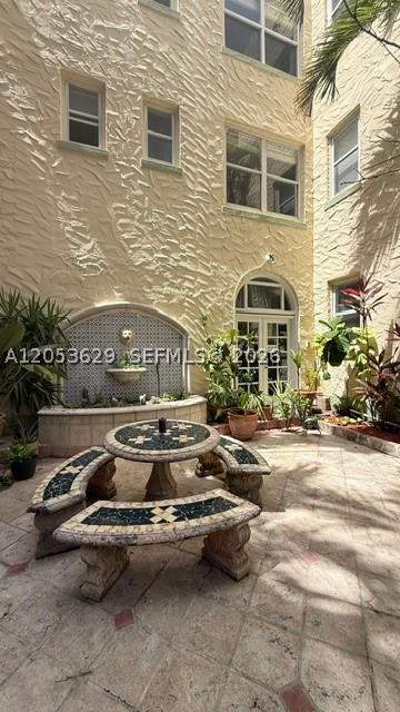 900 16th St 104, Miami Beach FL - photo 8 of 30