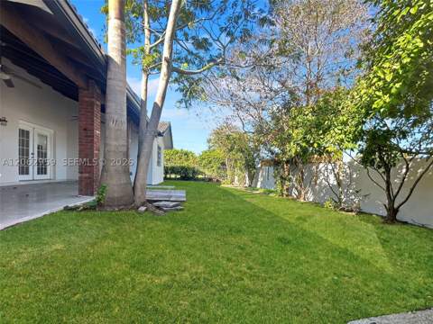 13925 SW 26th Ter, Miami FL - photo 10 of 31
