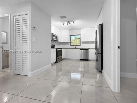 13925 SW 26th Ter, Miami FL - photo 15 of 31