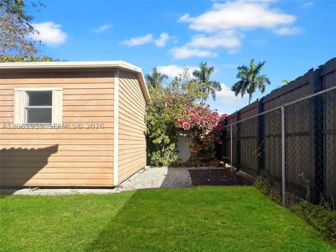 13925 SW 26th Ter, Miami FL - photo 8 of 31