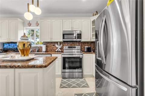 2776 SW 143rd Pl, Miami FL - photo 19 of 61