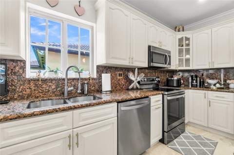2776 SW 143rd Pl, Miami FL - photo 21 of 61